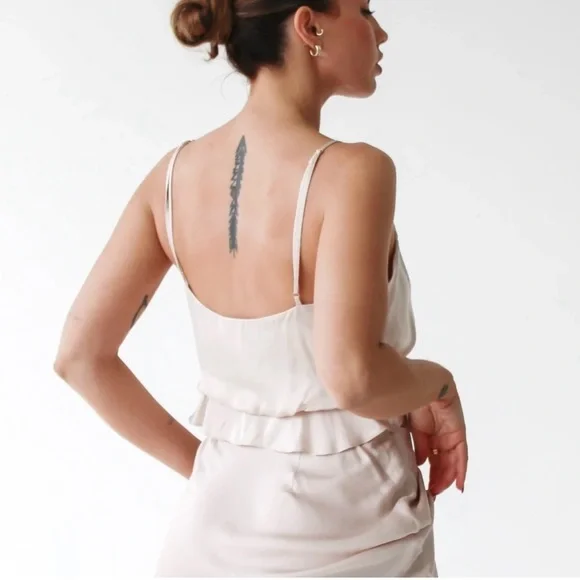 Rumored Cream Chemise with Plunging V-Neck - Picture 3 of 12